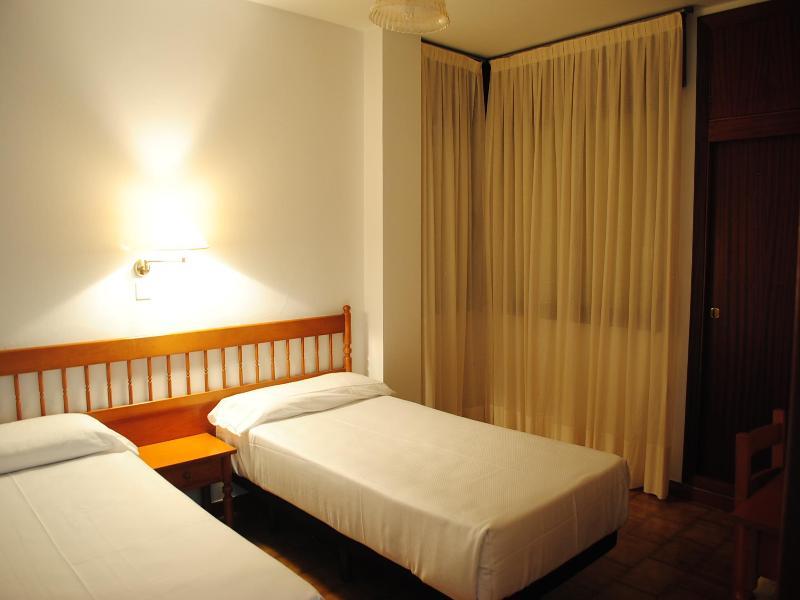 Apartamentos Suaces ノハ エクステリア 写真
