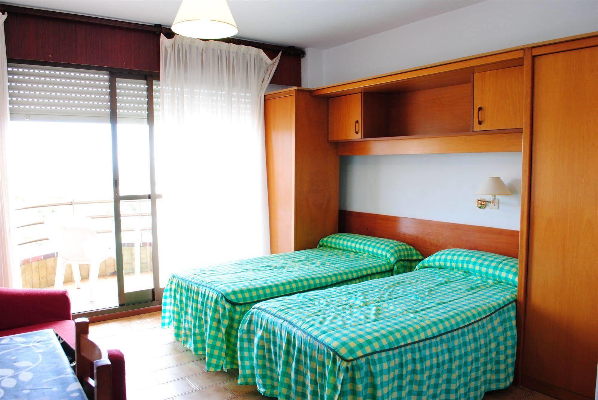 Apartamentos Suaces ノハ エクステリア 写真
