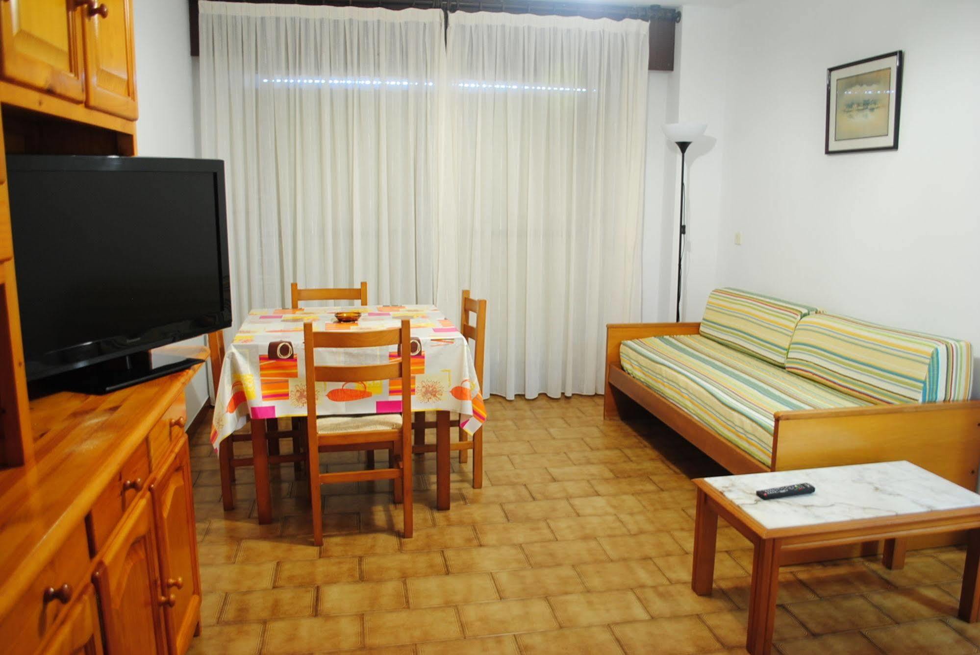 Apartamentos Suaces ノハ エクステリア 写真